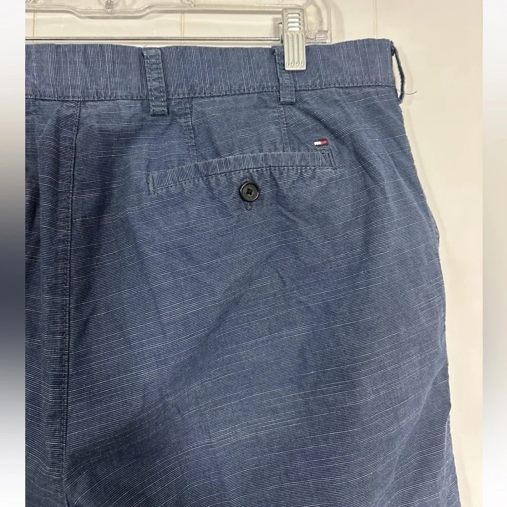 Tommy Hilfiger Men's Trouser Flat Front Size 38 Blue Striped Bermuda Shorts